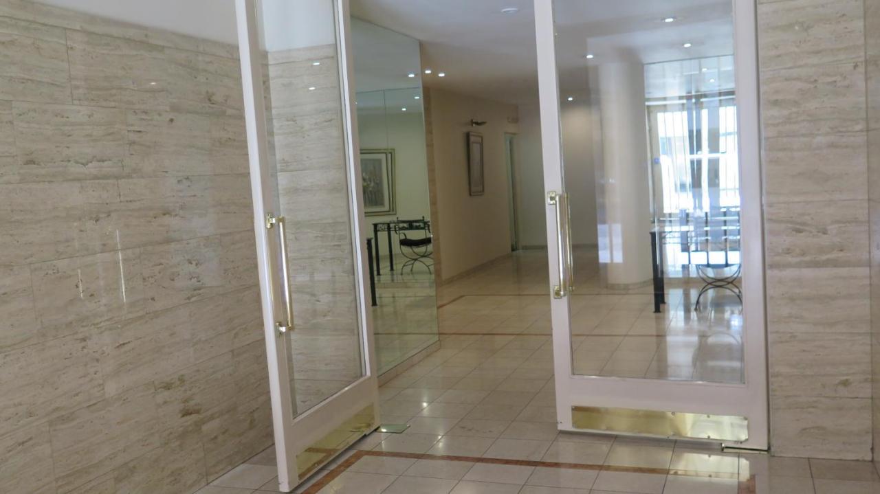 Fabulous And Quiet Apartment+Balcony In Barrio Norte. Your Easy Access To Buenos Aires! Bagian luar foto
